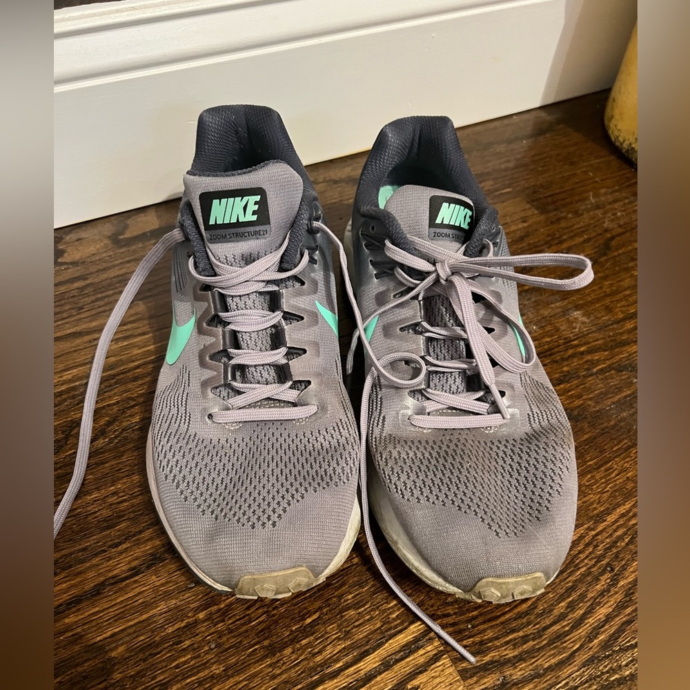 Women's Nike zoom